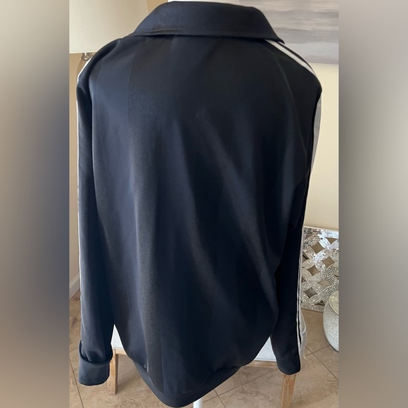 🌟🌟❤️ Adidas Black Track Jacket For Women - Picture 6 of 7